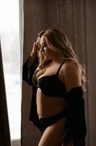 Карина из Симферополь - интим фото