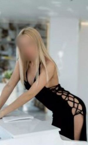 Лиза из Симферополь - интим фото